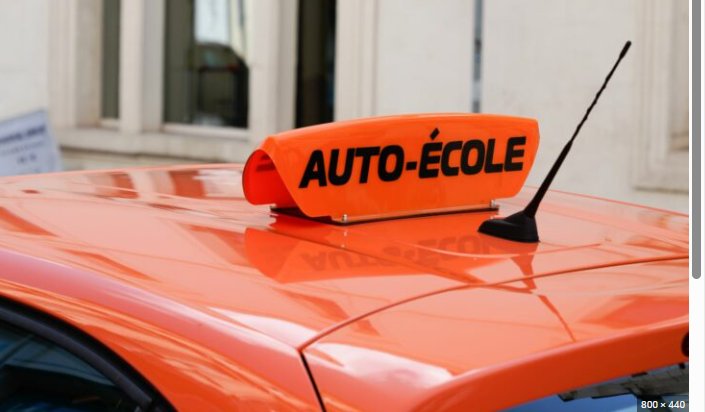 Véhicule auto-école